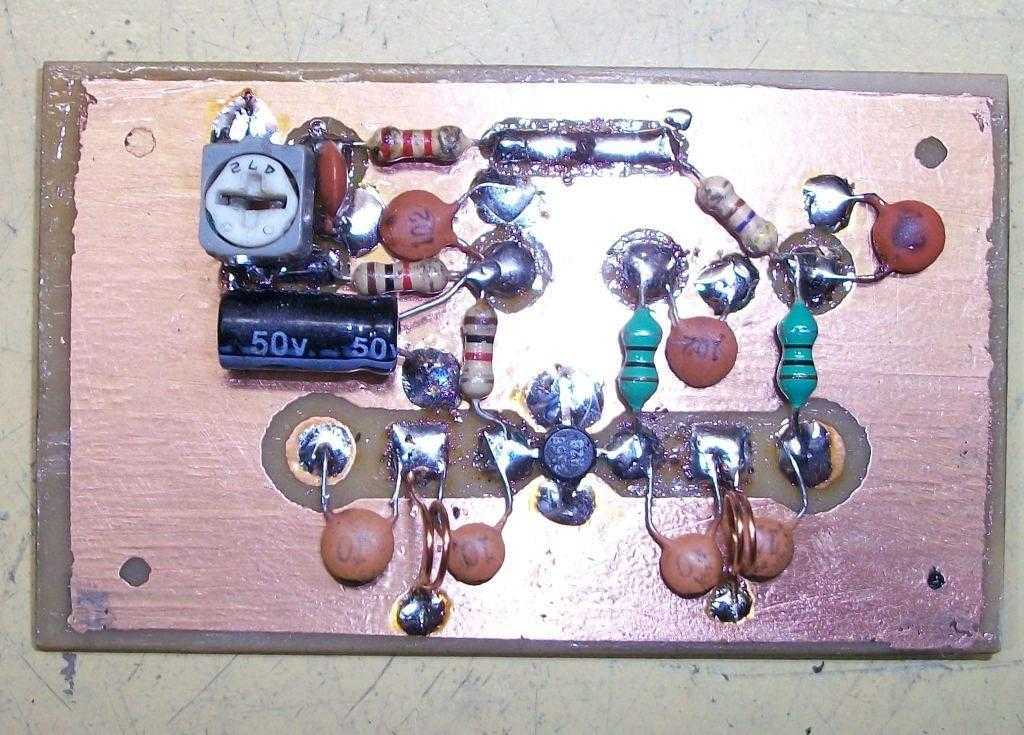Wideband DTV UHF Antenna TV Amplifier Circuit using transistor 2sc3358 - Antenna amplifier for digital tv band