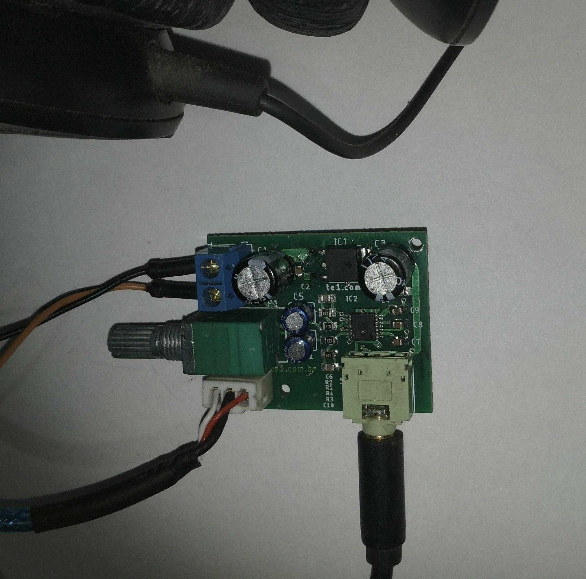 circuit amp stereo headphone drive IC amplifier MAX4410