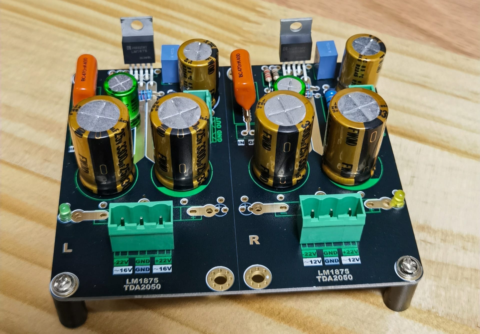 TDA2050 or Lm1875 stereo power amplifier