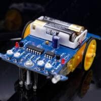 Circuit Tracking and Obstacle Avoidance car